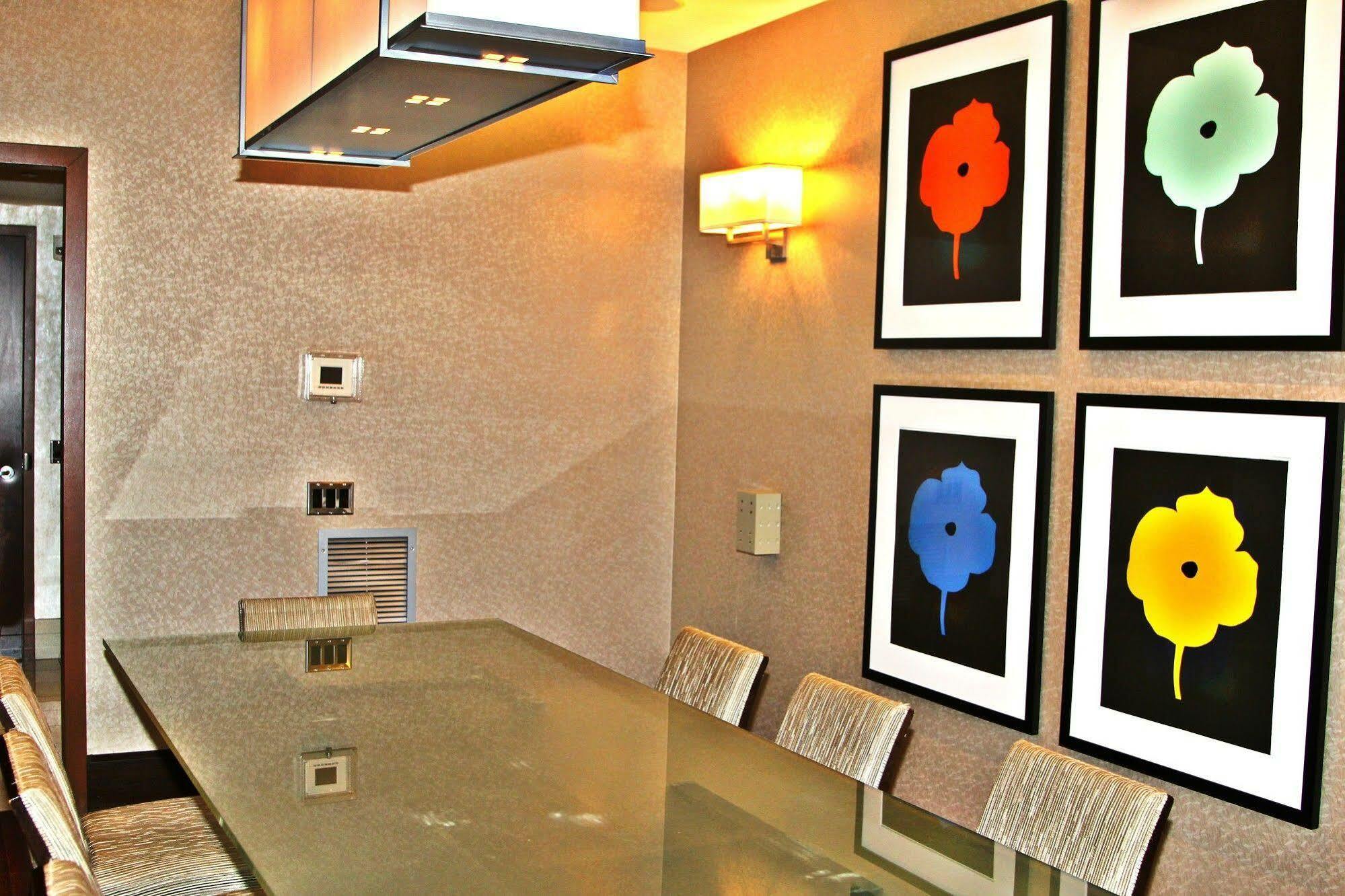 Weichert Suites At Wisconsin Place Chevy Chase Exterior photo